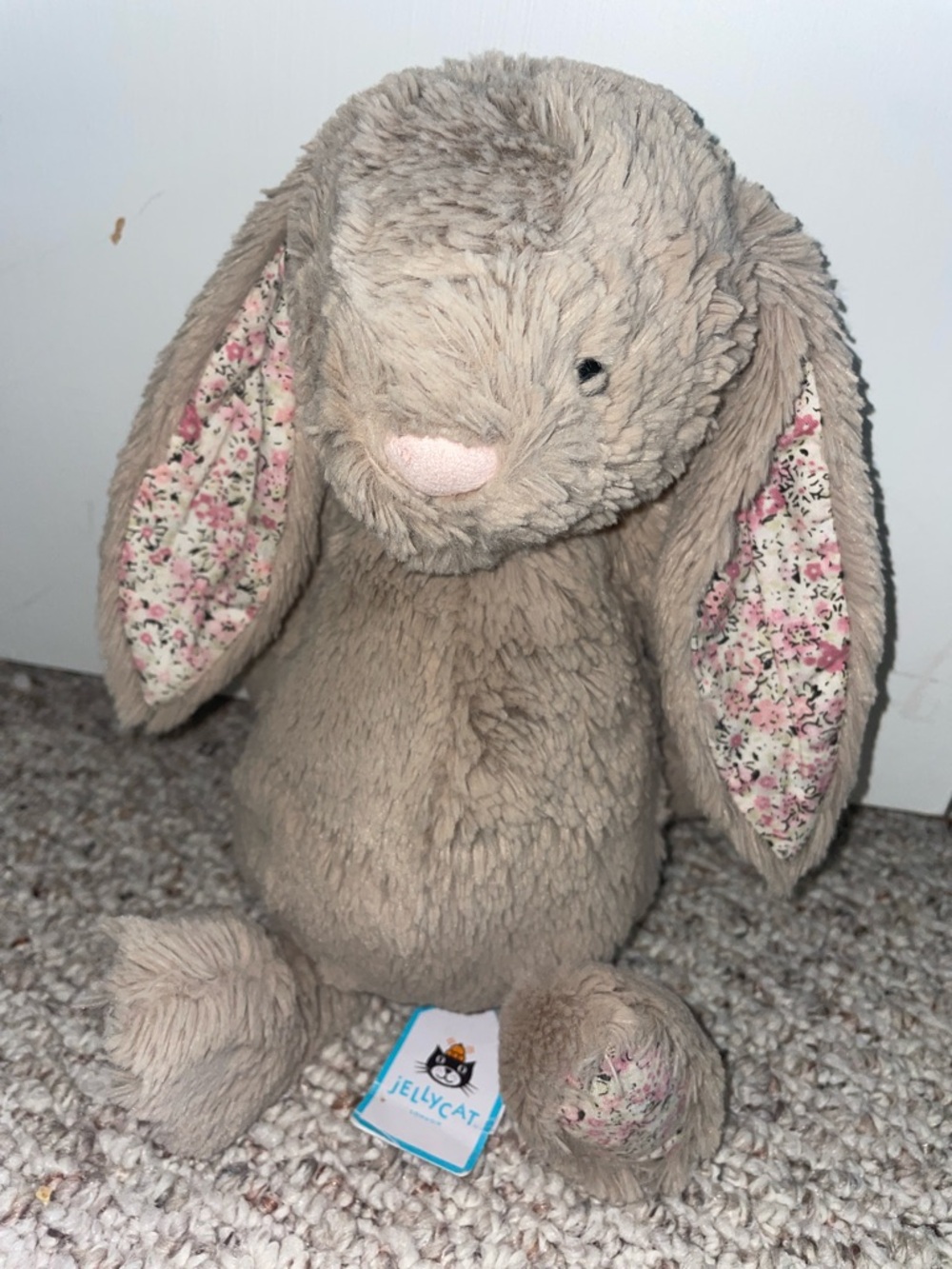 Jellycat Medium Blossom Bea Beige Bunny